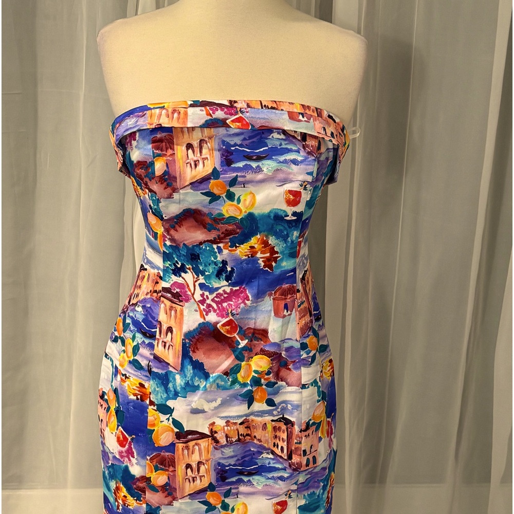 Short dress